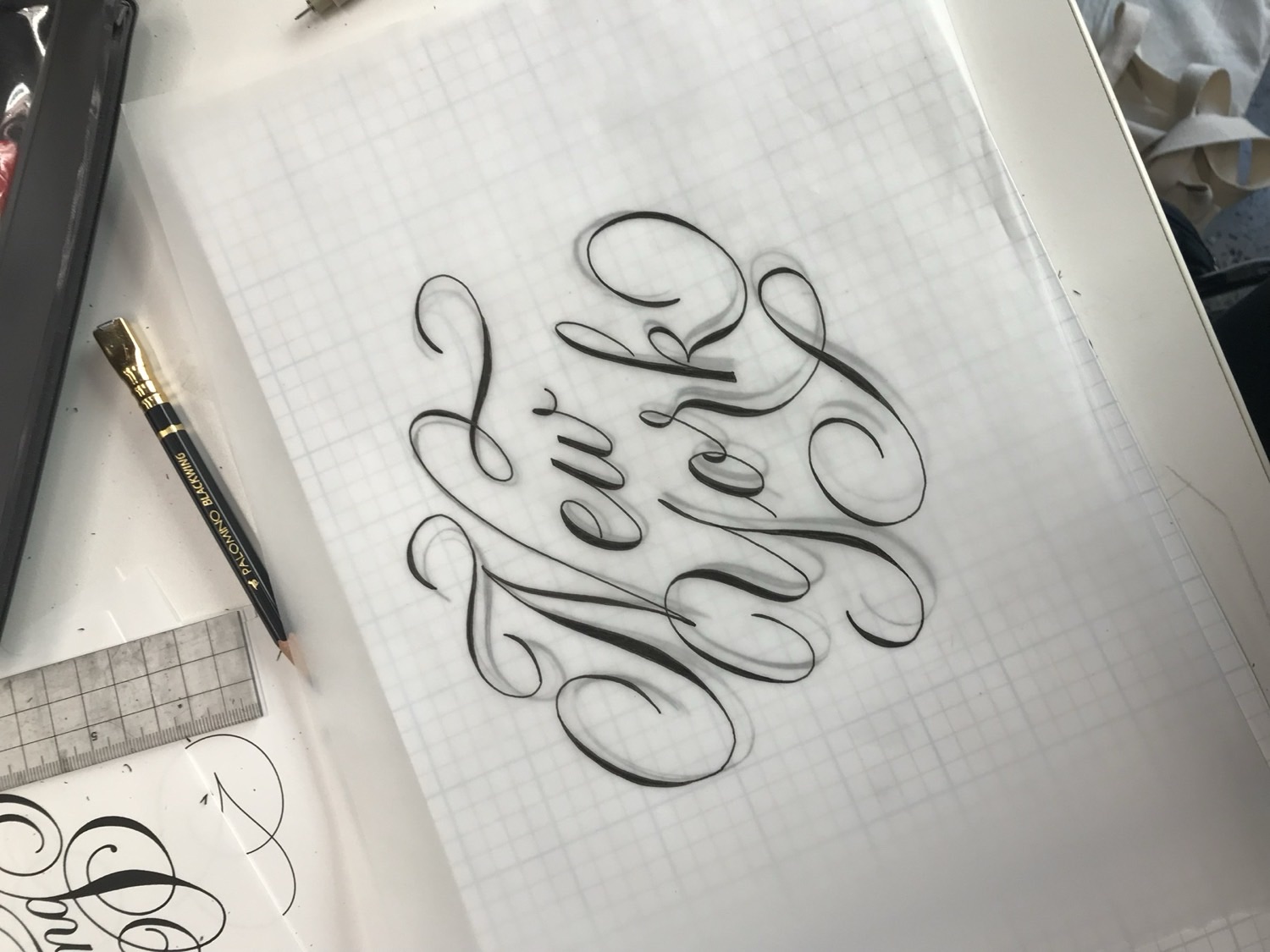 方格紙上的 New York 花體字手稿